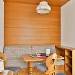 Πανσιόν Neururer 3*