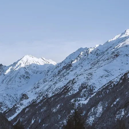 内瑞尔宾馆 招待所