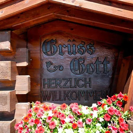 Neururer 3* Sölden