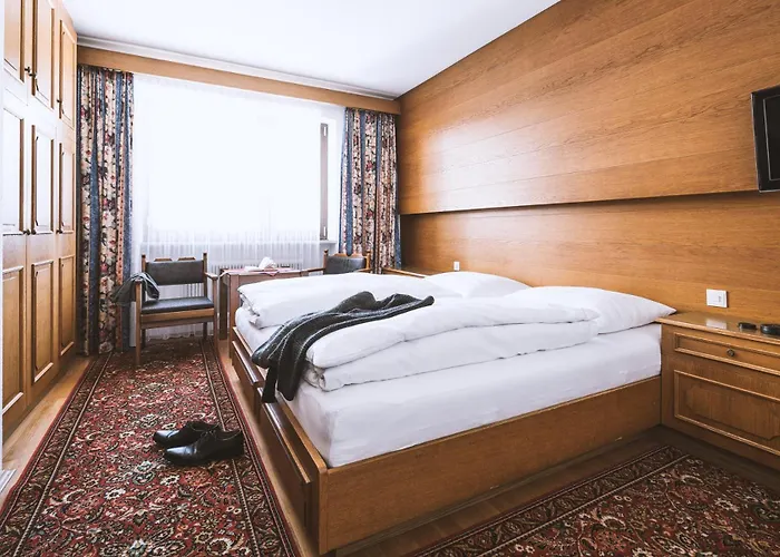 Gasthuis Neururer 3*