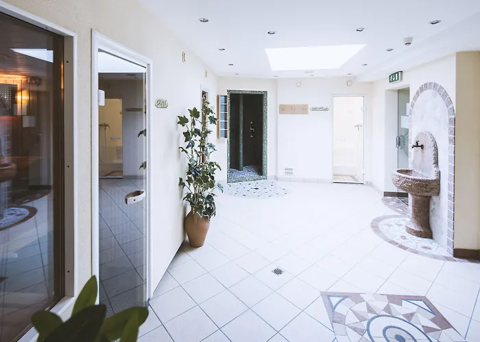 Konukevi Neururer 3*