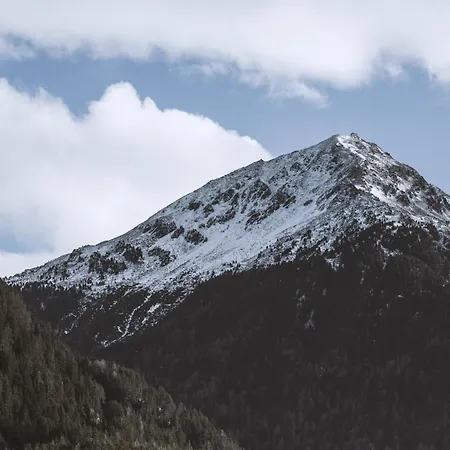 Pensión Neururer 3*