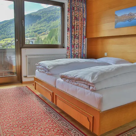 Pensión Neururer Sölden