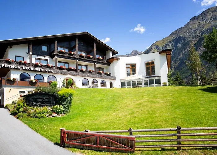 Neururer Pensionat 3*