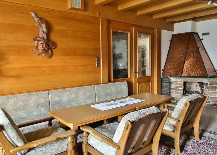 Pensionat Neururer 3*