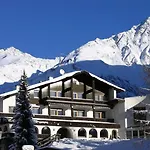 Neururer Pensionat 3*
